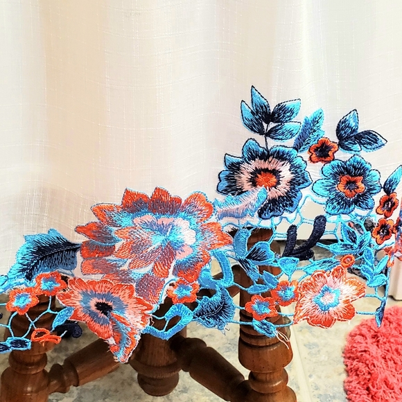 EMBROIDERED HEM ☆ PRETTY ☆ SUMMER DRESS ☆ NWT - Picture 7 of 11